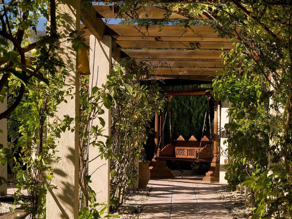 Boutique Hotel La Madrugada Бениса Экстерьер фото